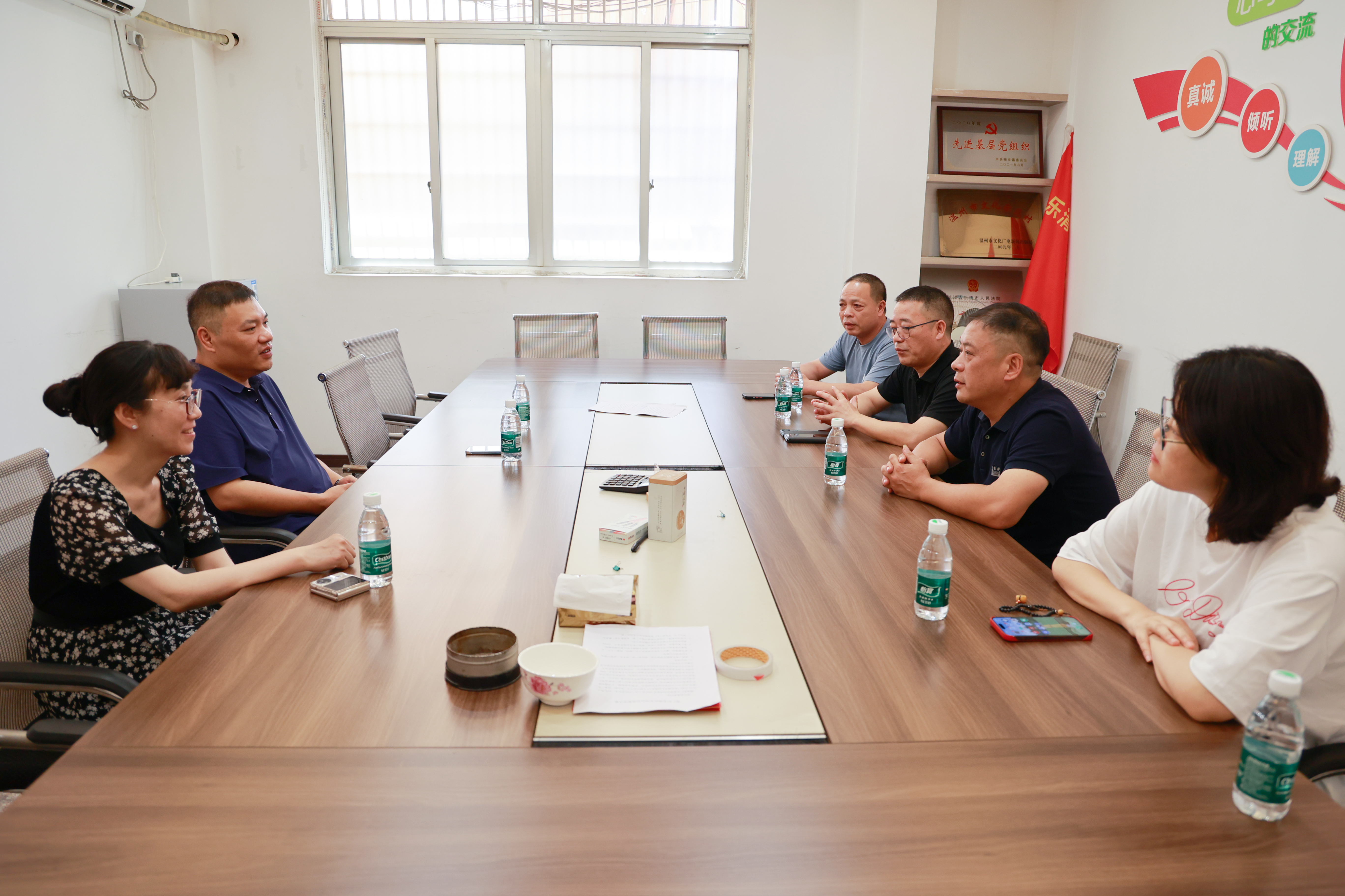 共建文明，攜手同行